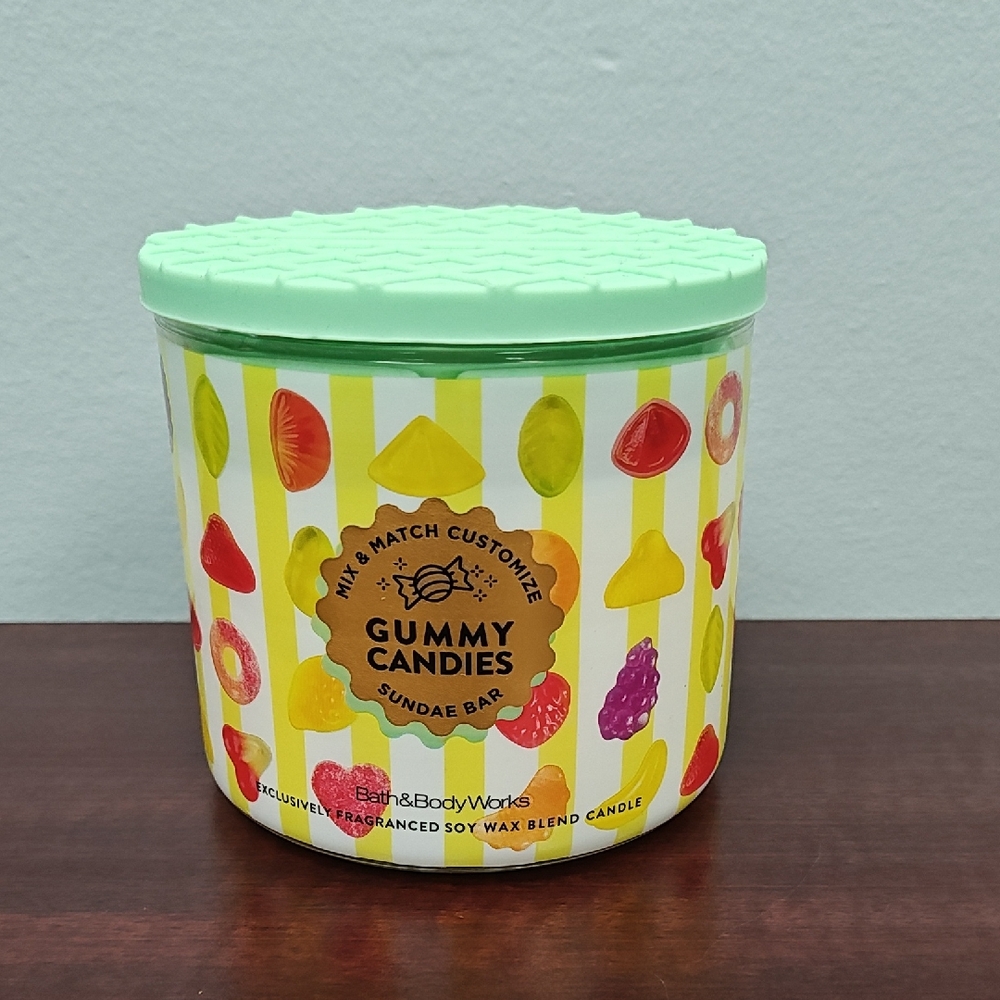 Bath & Body Works GUMMY CANDIES 3-Wick Candle - Sundae Funday Collection